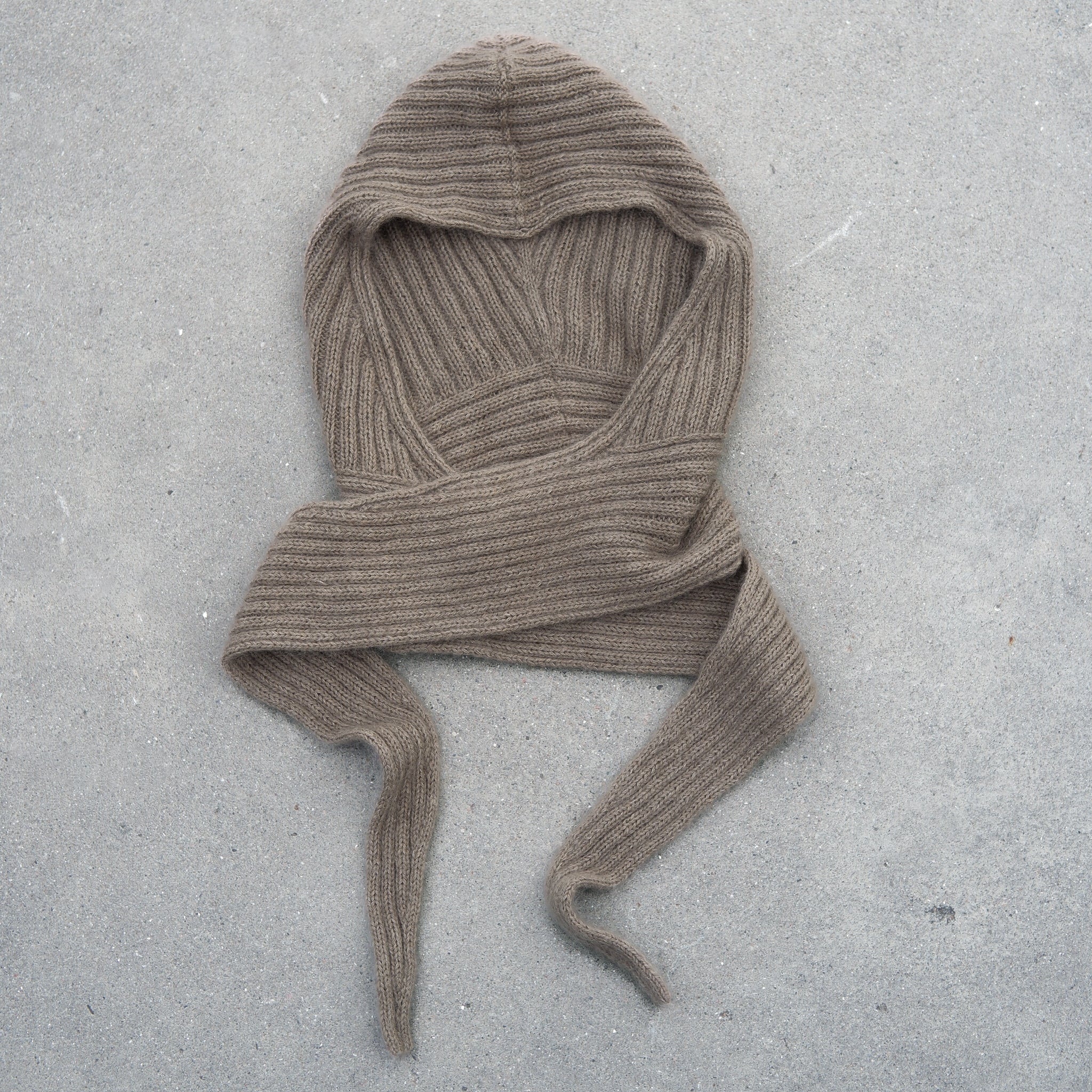 Alex Hood - Image 7